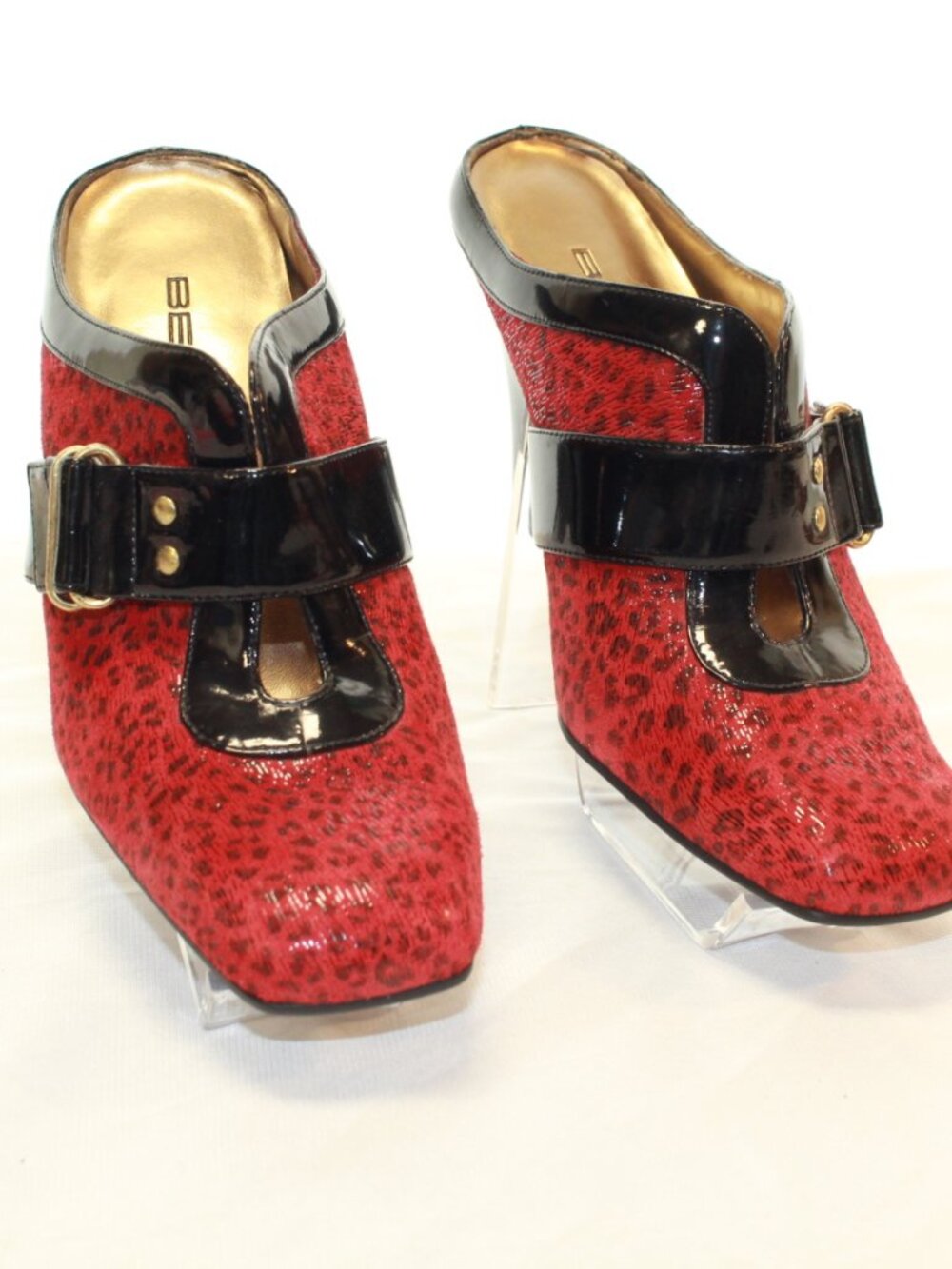 Bellini Size 7W Red Textured Animal Print Black Patent Buckle and Heels Mules